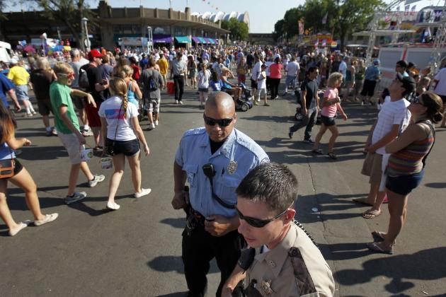 Police watch for smokers at the state fair
