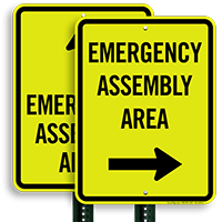 Emergency Assembly Area Right Arrow Sign