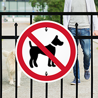 No Pets symbol Sign
